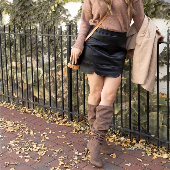 NWT Vegan leather mini skirt - Picture 2 of 15